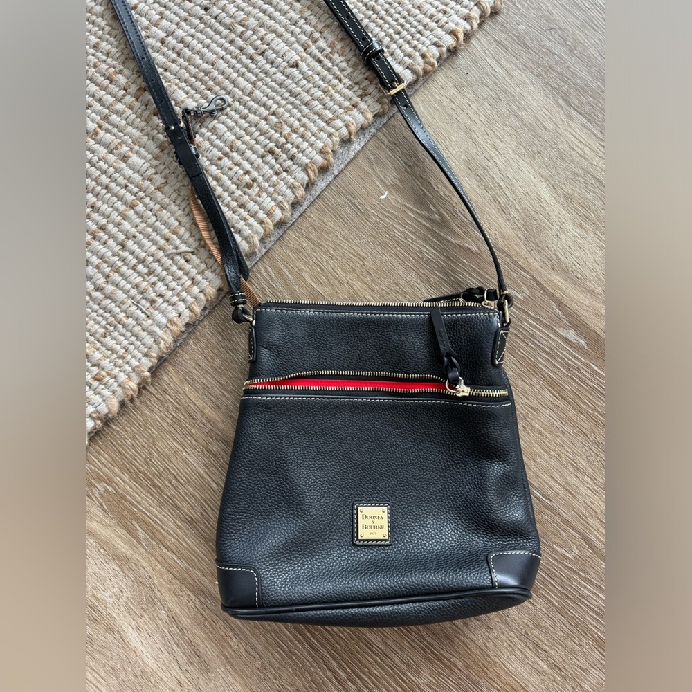 Dooney & Bourke Black purse